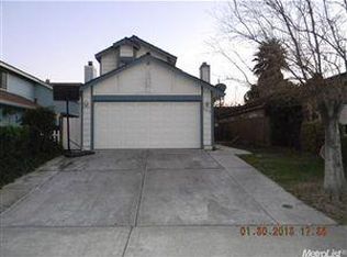 300 Hawthorne Dr, Tracy, CA 95376