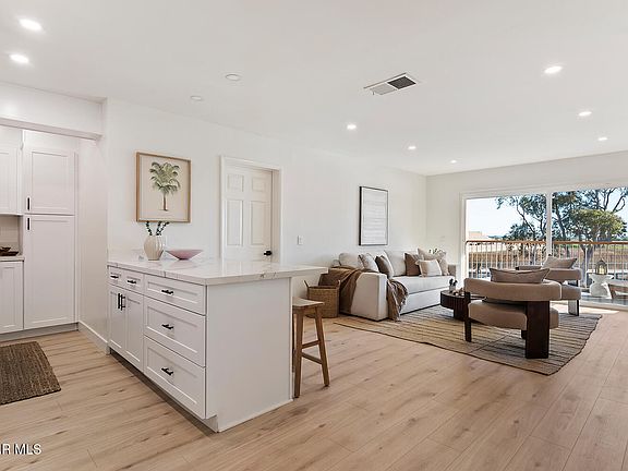2nd image of 916 Lighthouse Way