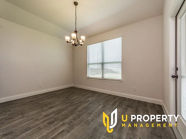 3018 Comal Ct — Photo 12