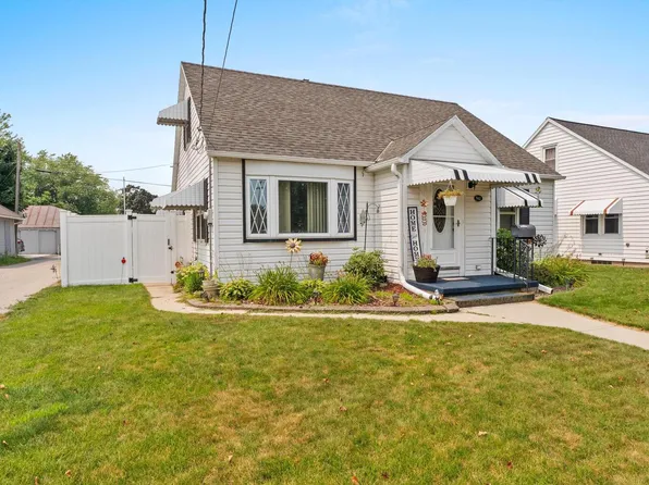 942 North 21st STREET, Manitowoc, WI 54220