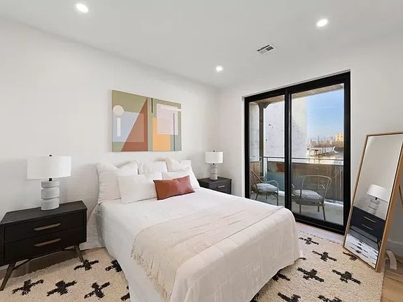 5th image of 707 Willoughby Ave Penthouse A