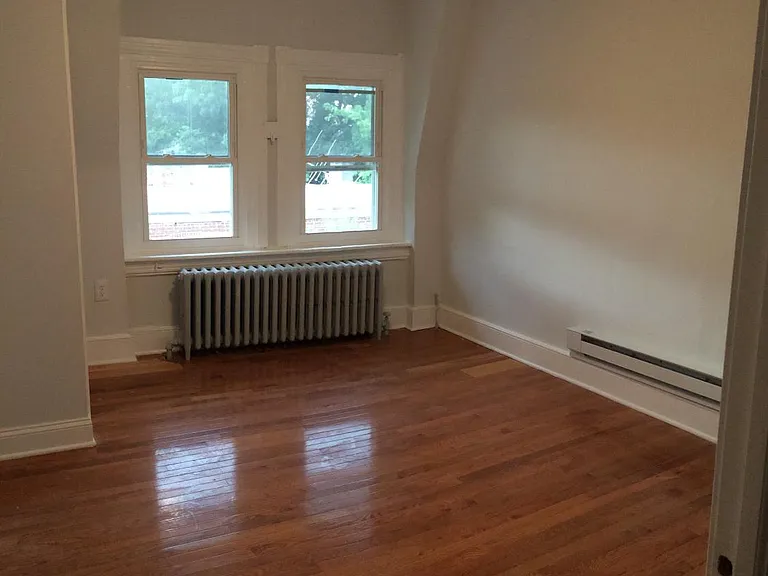410 S 45th St #3R — Photo 7