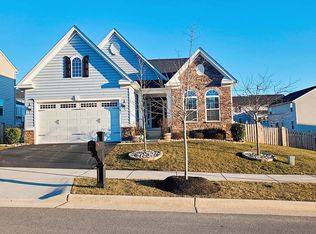 39 Eisentown Dr, Lovettsville, VA 20180