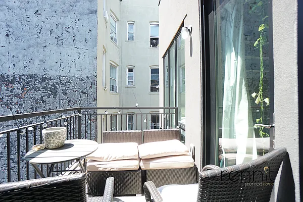 Rented by Rennit Inc. | media 10