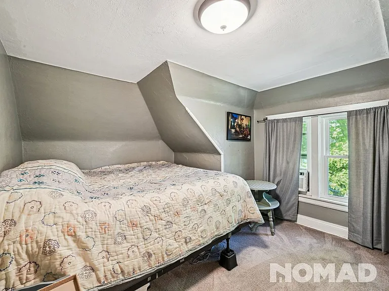 220 S Emerson St — Photo 14