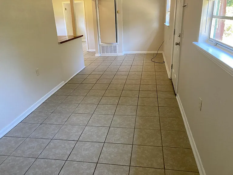5128 Mulat Rd #7 — Photo 7