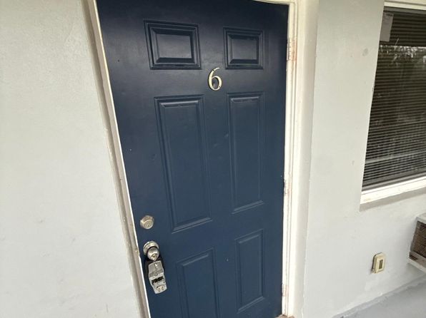 717 NE 10th Ave APT 6