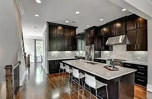 342 Brownstones Cir NE — Photo 3