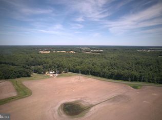 10 School House Rd, Millington, MD 21651