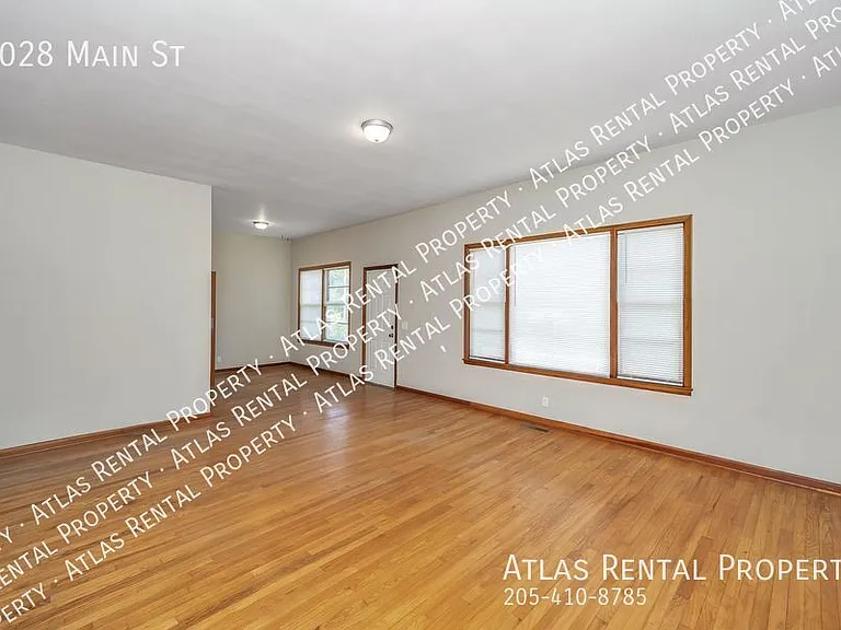 1028 Main St — Photo 10