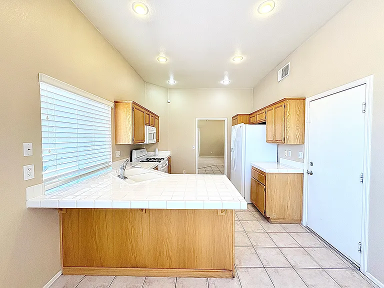 3368 Mountain Bluebird St — Photo 6