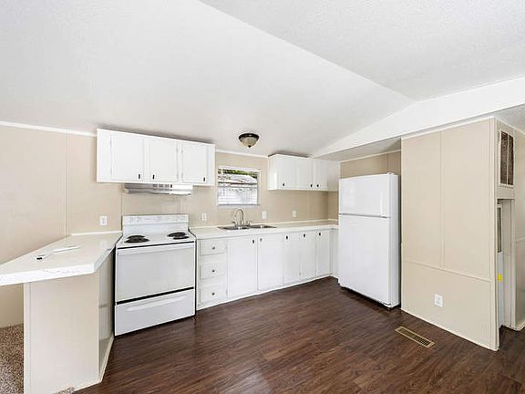3rd image of 123 Norene St #No123