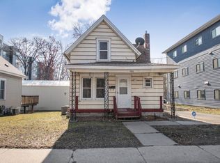 1410 7th St E, Saint Paul, MN 55106