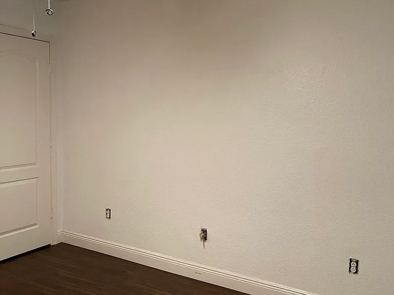 1273 SW Granville Ave — Photo 5