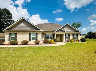 104 Chatham Ct, Byron, GA 31008