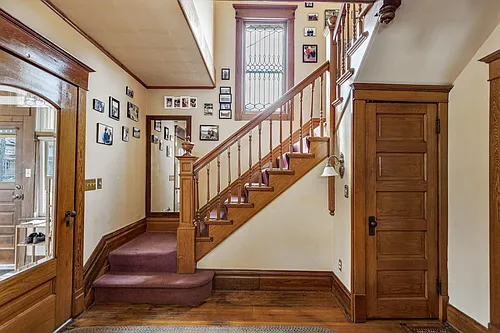 458 W Jackson St #1 Photo 1