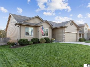 17571 Taylor St, Omaha, NE 68116