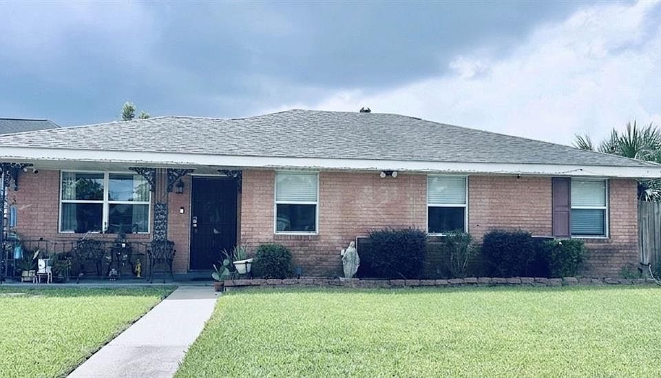 1st image of 5000 Schindler Dr
