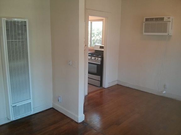 4th image of 633 E Orange Grove Ave #A
