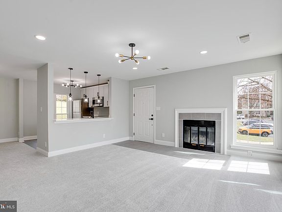 3rd image of 4508 Hazeltine Ct APT F