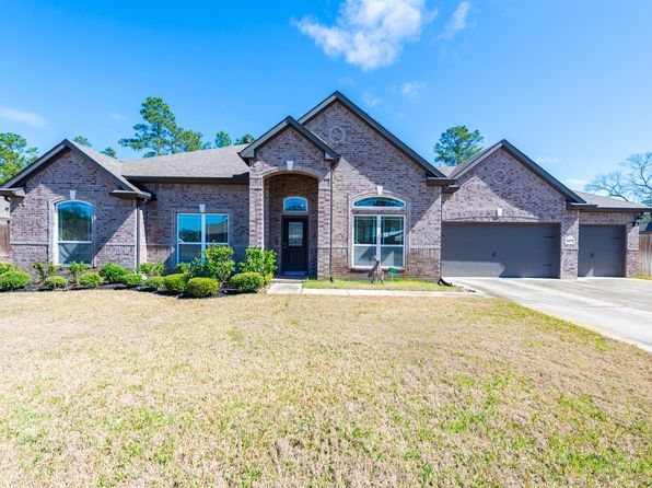 16077 Deer Pines Dr, Conroe, TX 77303