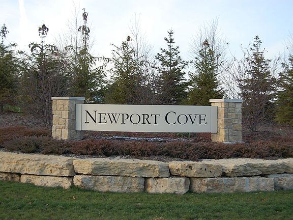 newport entry