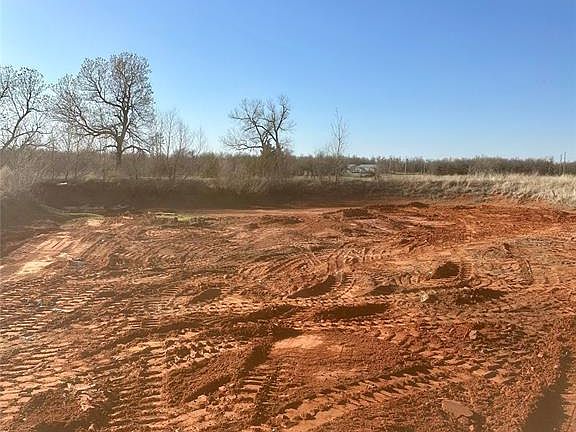 3rd image of County St #2988