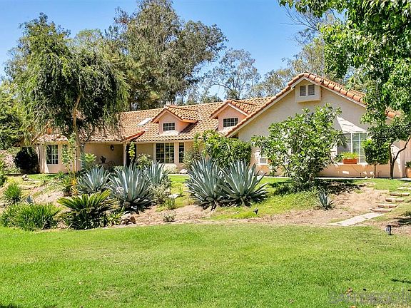 2nd image of 25790 Forest Dr