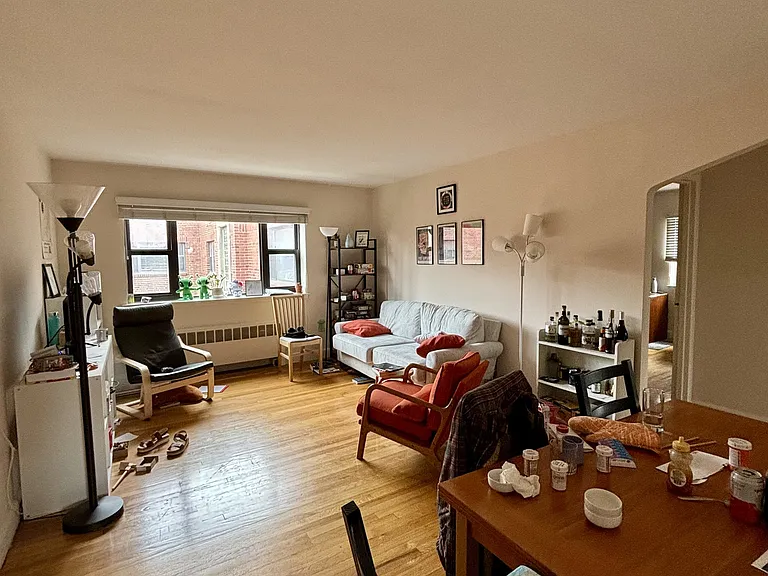 32 Harvard Ave #A — Photo 2