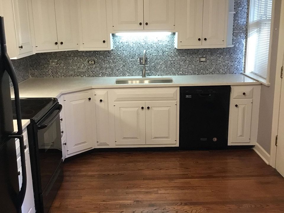 1st image of 2703 W Estes Ave #3W