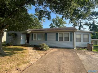 2230 11th St SE, Decatur, AL 35601