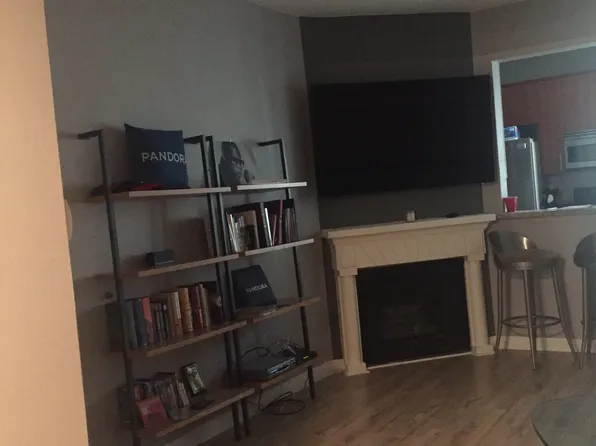 620 S Gramercy Pl APT 131, Los Angeles, CA 90005