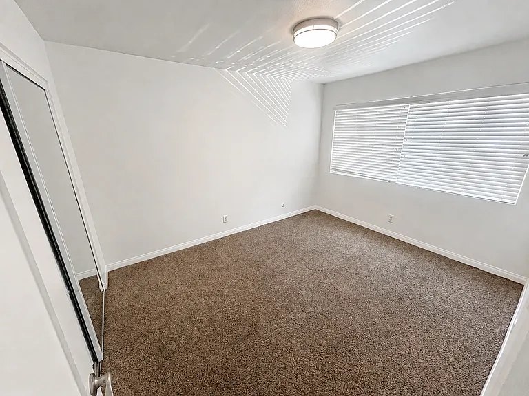 Casa Madrid Apartments — Photo 14