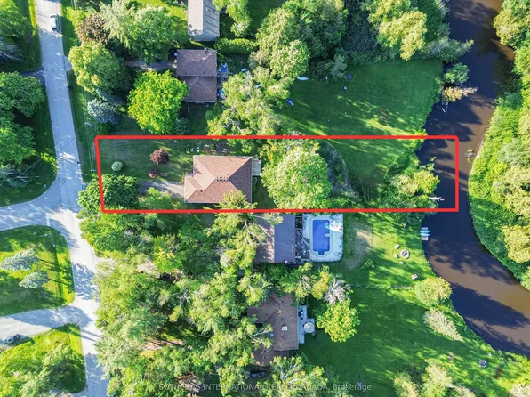 63 Pinecrest Rd, Georgina, ON L0E 1N0