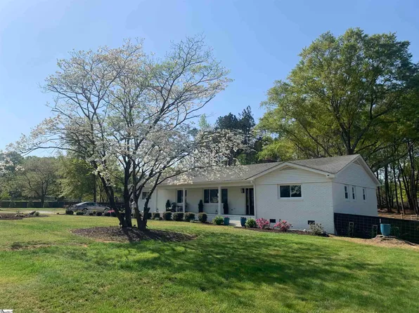 105 Belmont Dr, Fountain Inn, SC 29644