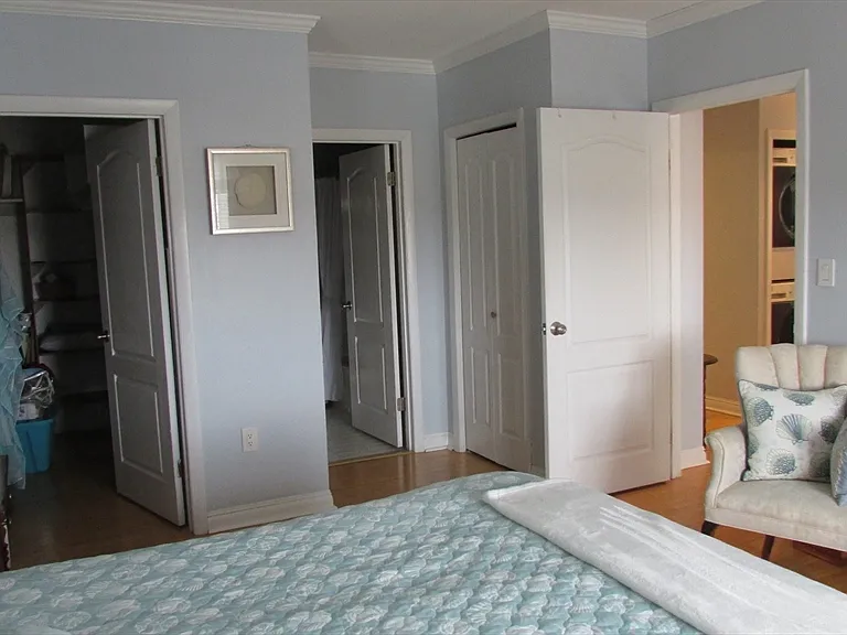 100 Marina Dr #508 — Photo 31