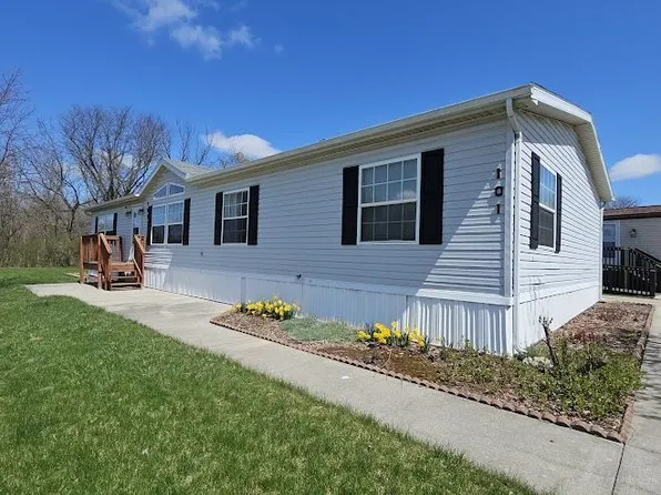 101 Deercreek Cir, Lima, OH 45804