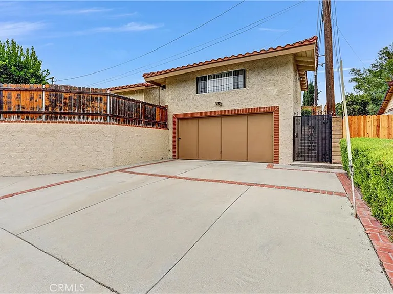 3515 S Forecastle Ave — Photo 1