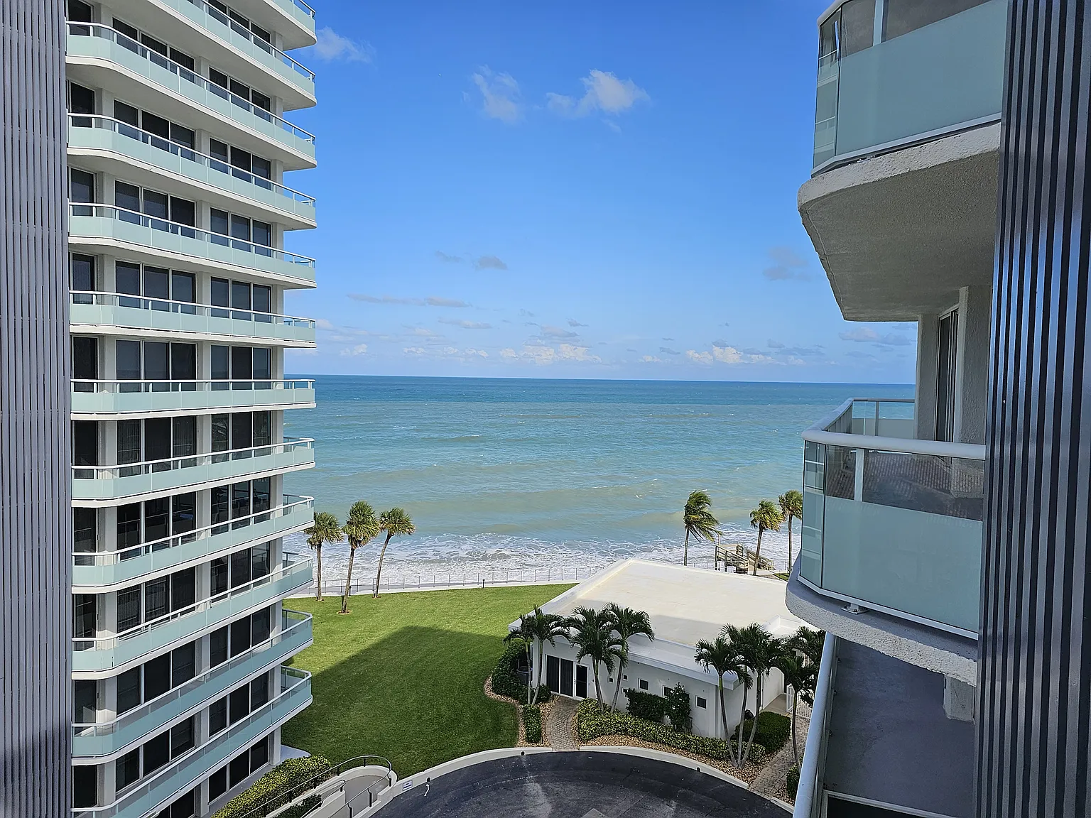 3554 Ocean Dr — Photo 1