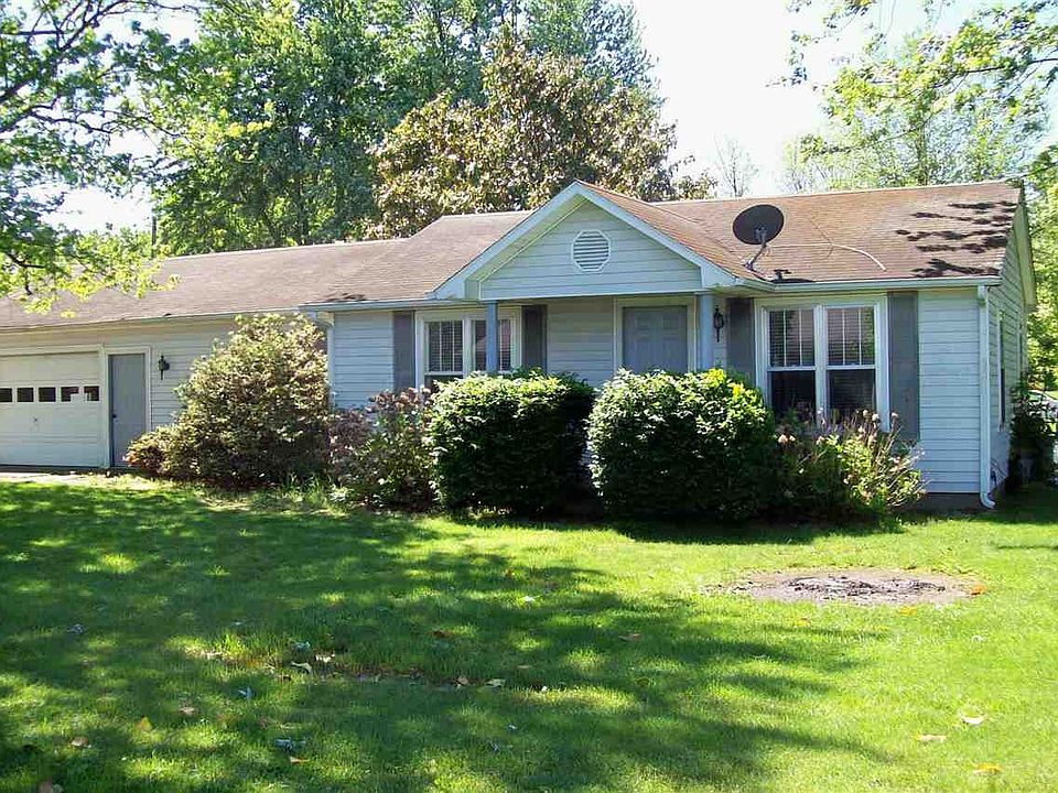1st image of 71 Lamb Dr