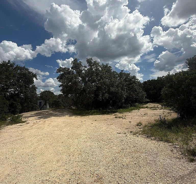 1st image of 197 Rainbow Dr
