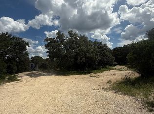 197 Rainbow Dr, Pipe Creek, TX 78063