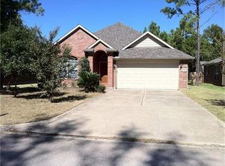 13510 Raintree Dr, Montgomery, TX 77356