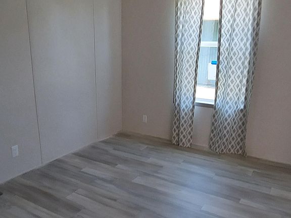 4th image of 33 Claroma St #68JD