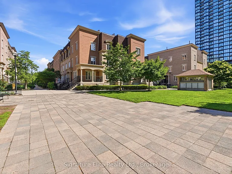 42 Western Battery Rd #718 — Photo 18
