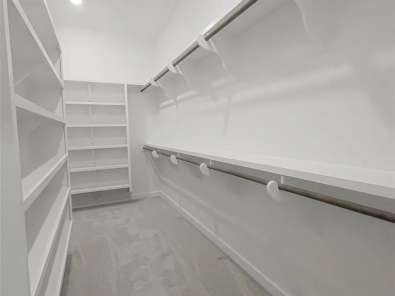 225 John Webster St — Photo 19