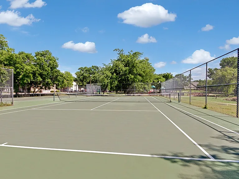 Brookwood Village — Photo 28
