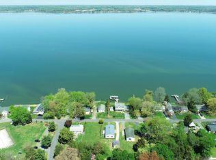 43193 Riverside Dr, Hollywood, MD 20636