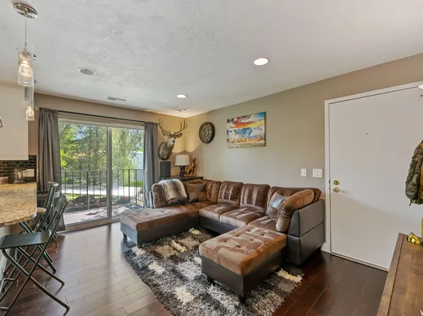 1015 E Quail Cir S #K, Salt Lake City, UT 84129