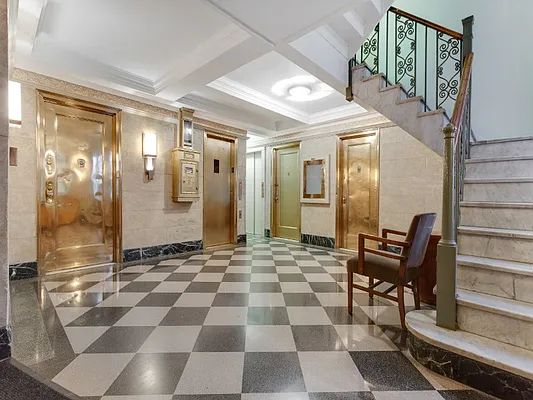 Sold by Sotheby's International Realty | media 8